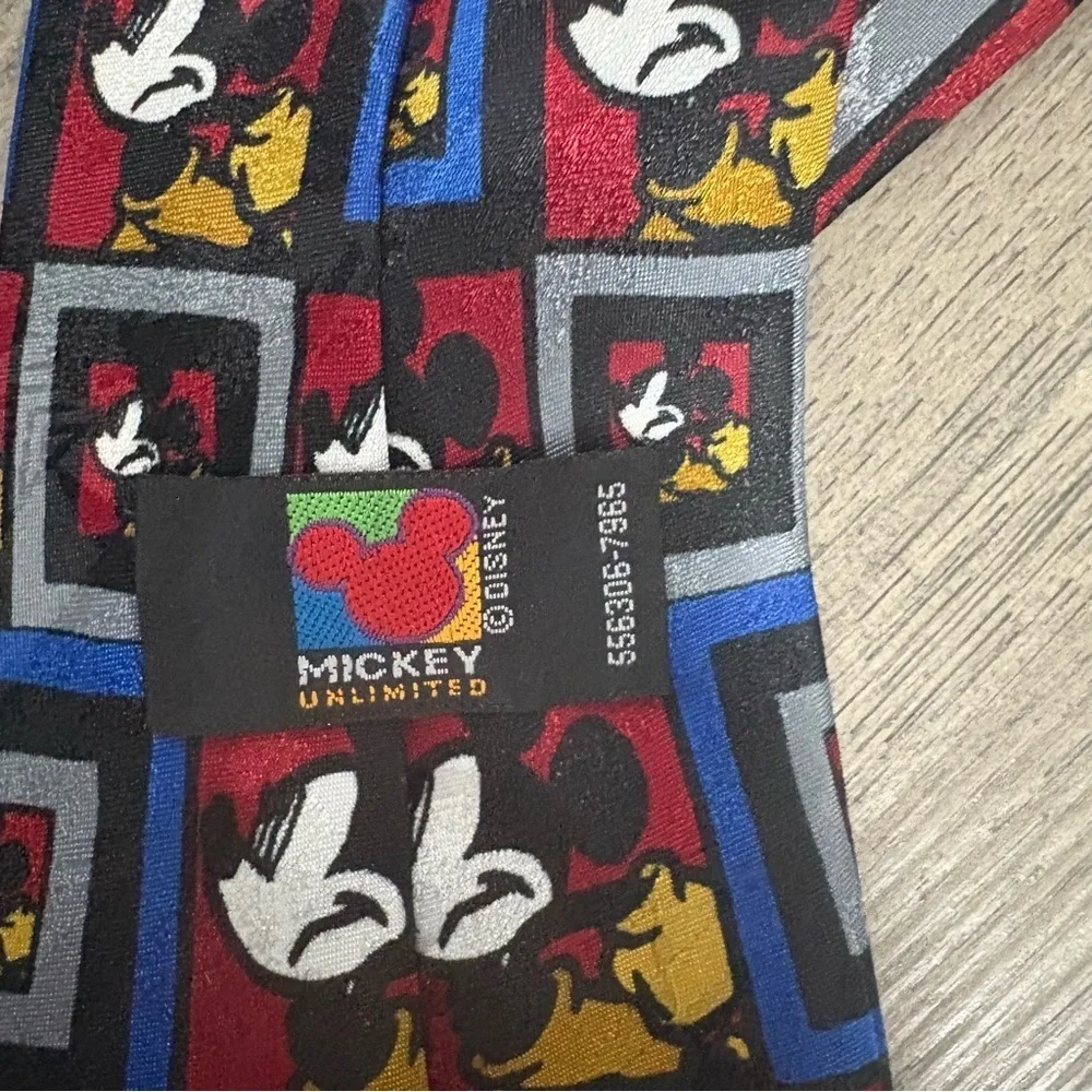Vintage 90s Disney Mickey Unlimited Men's Mickey Mouse Tie